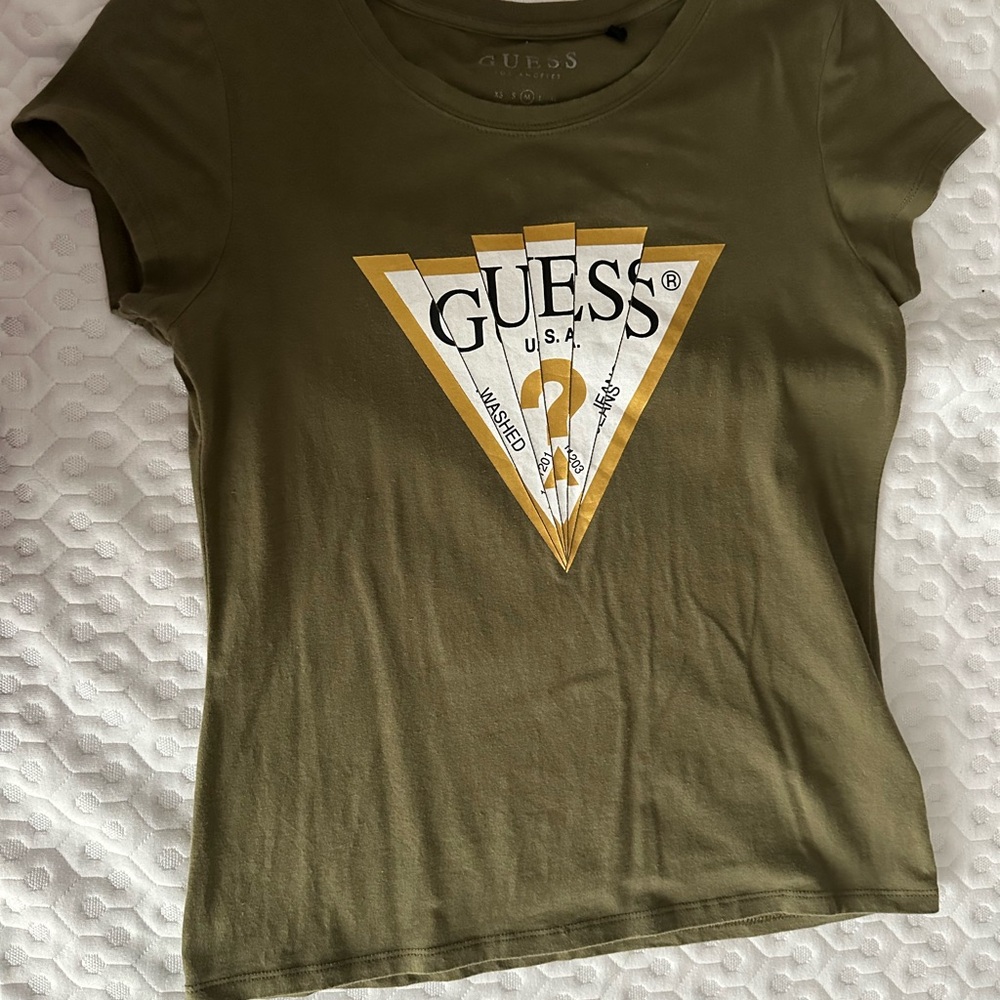 GUESS Army green Tee